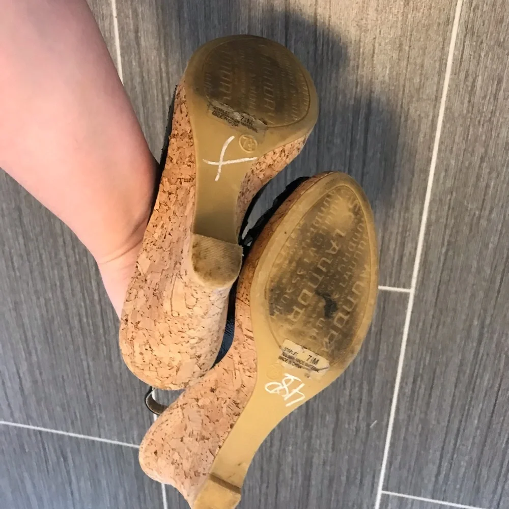 Chinese Laundry Starlet Wedge 7.5 Black Patent